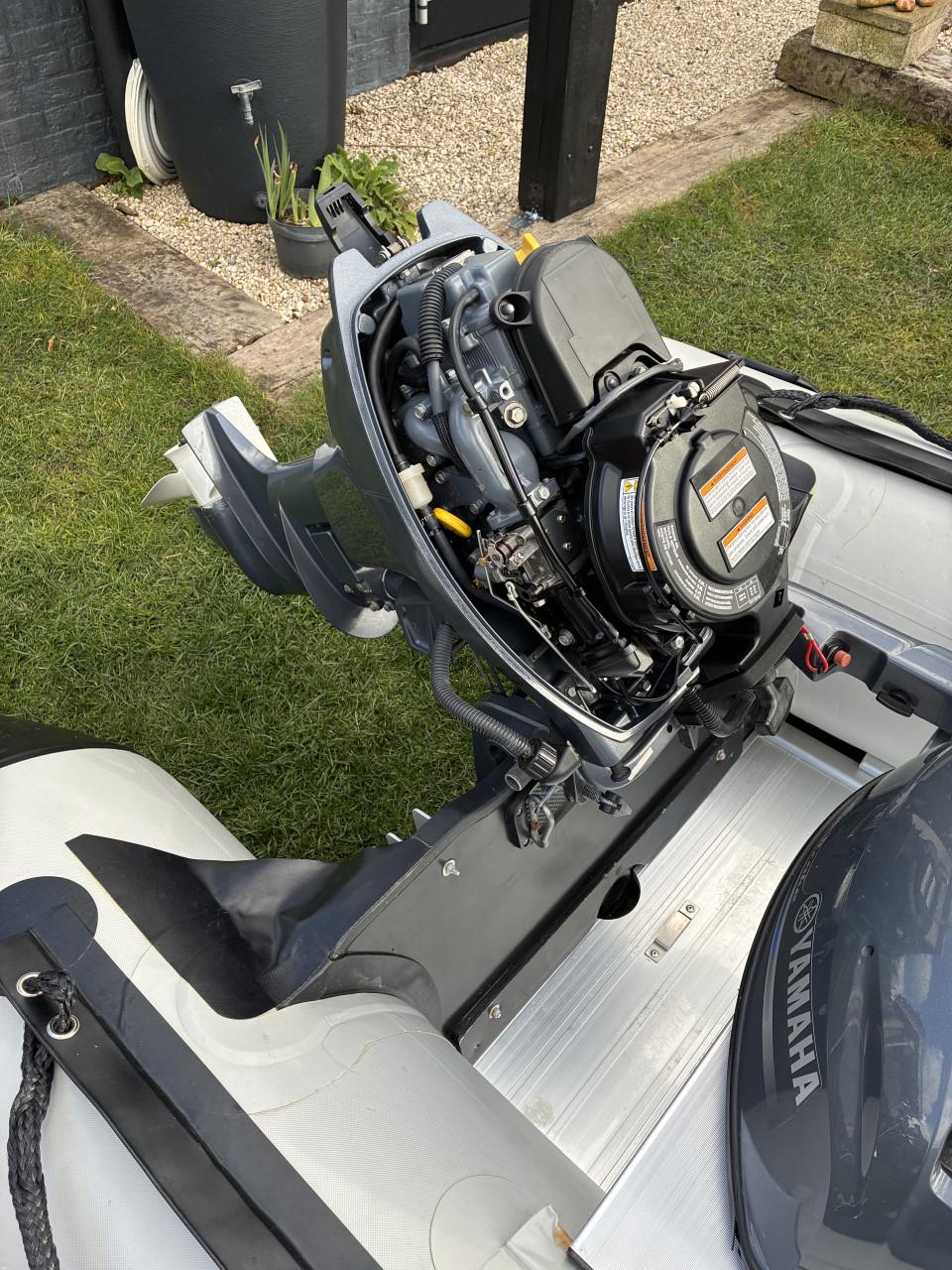 Rubberboot + Yamaha 9,9 pk 4 takt