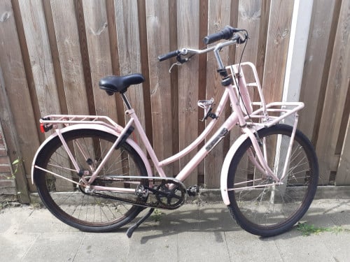 2 x  Hippe Oma-fiets    3-versnellingen     ** Roze Panter **