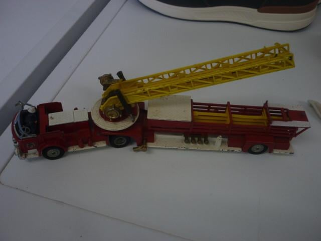 Speelgoed auto's CORGI Major toys : Aerial Rescue Truck en LandRover109WB