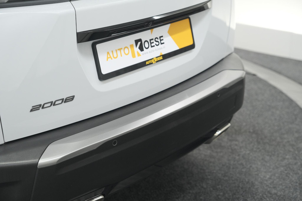 Peugeot 2008 puretech 130 eat8 allure | camera | navigatie | apple carplay 