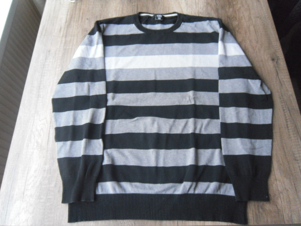 KLEDING