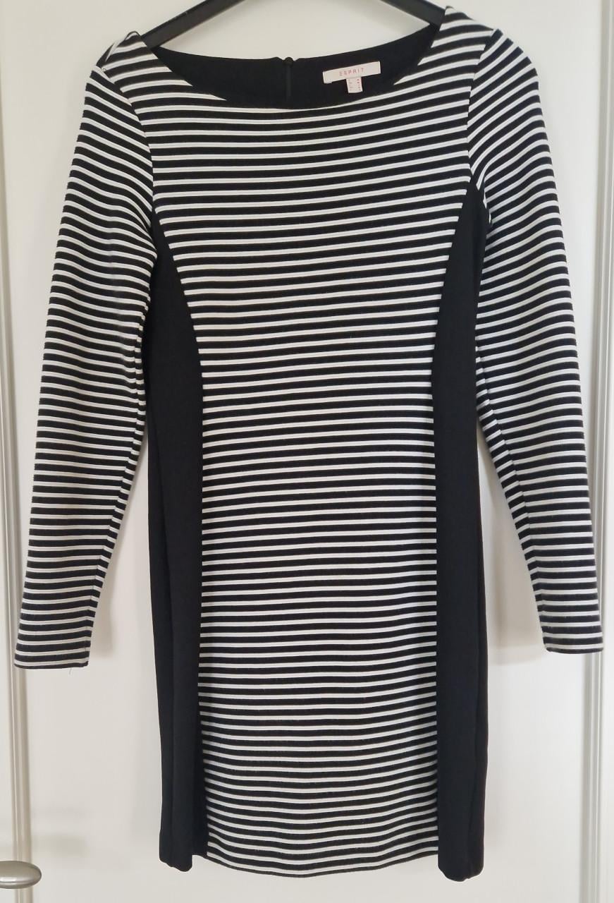 Diverse damesjurkjes