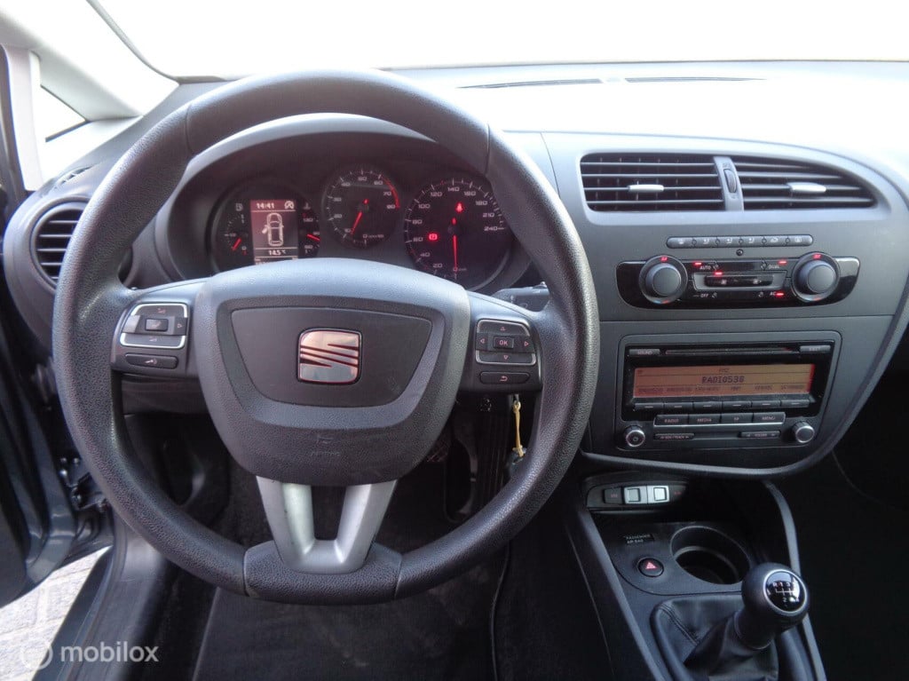 Seat Leon 1.2 tsi ecomotive copa/airco/lm velgen/trekhaak/nieuwe ketting!