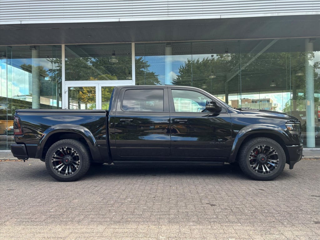Ram 1500 ram 1500 laramie night| luchtvering|smoke pack|bpm vrij| rijklaarp