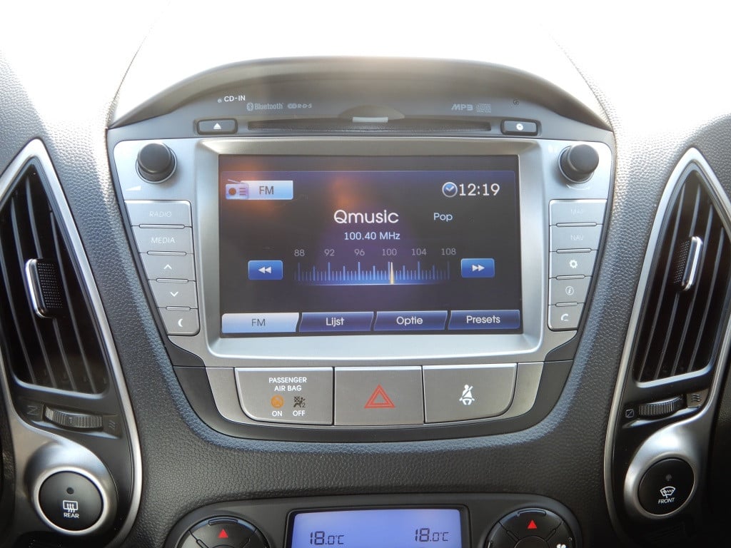 Hyundai Ix35 1.6i gdi go! | trekhaak 1200kg | navigatie | nl auto | achteru