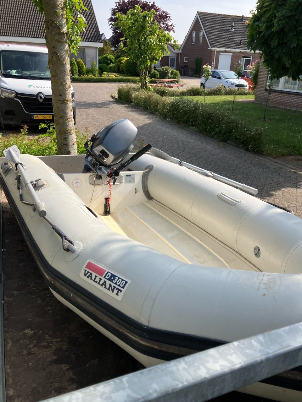 Valiant d300 rib met 8 pk yamaha
