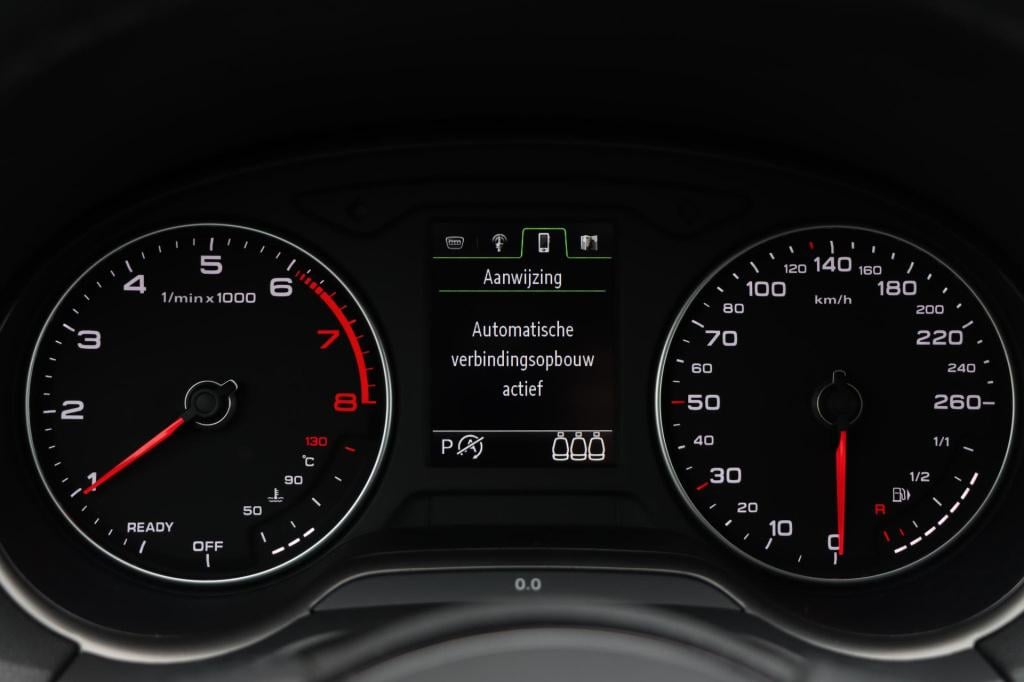 Audi Q2 35 tfsi advanced edition 150pk s-tronic zwart optiek