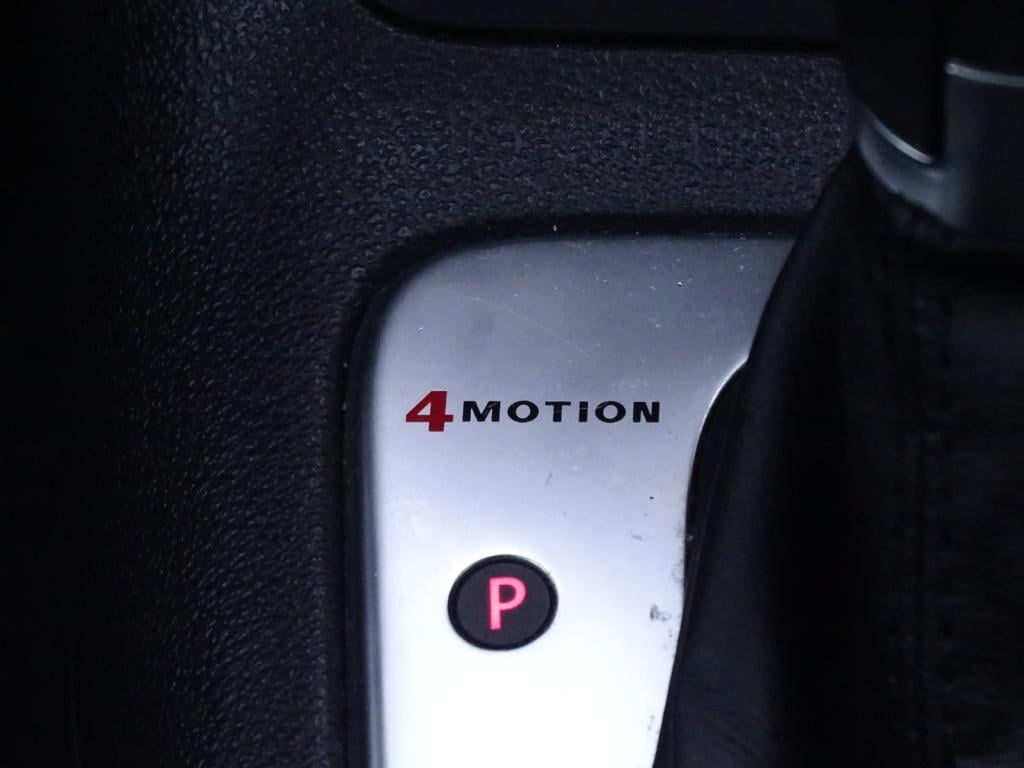 Volkswagen Tiguan 2.0 tsi sport&style 4motion automaat | pano | leder | sto