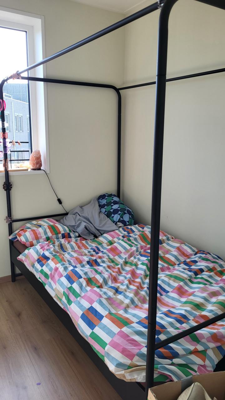 Industrieel bed 120x200cm