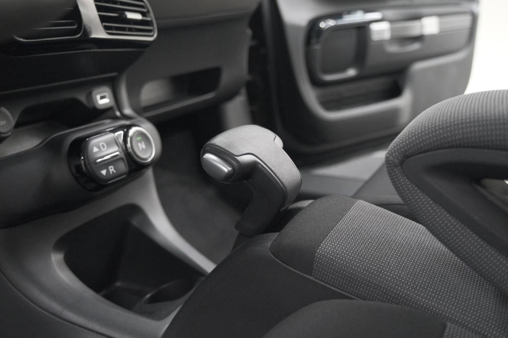 Citroen C4 Cactus 1.2 e-vti feel | automaat | navigatie | 17 inch lichtmeta