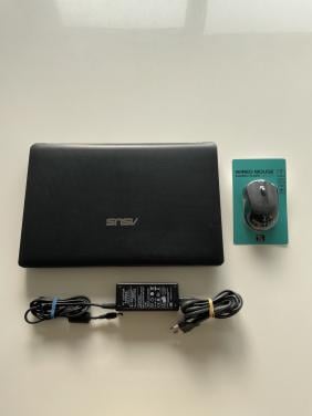 Asus 15.6 inch / met Windowd 11 ssd en office pakket