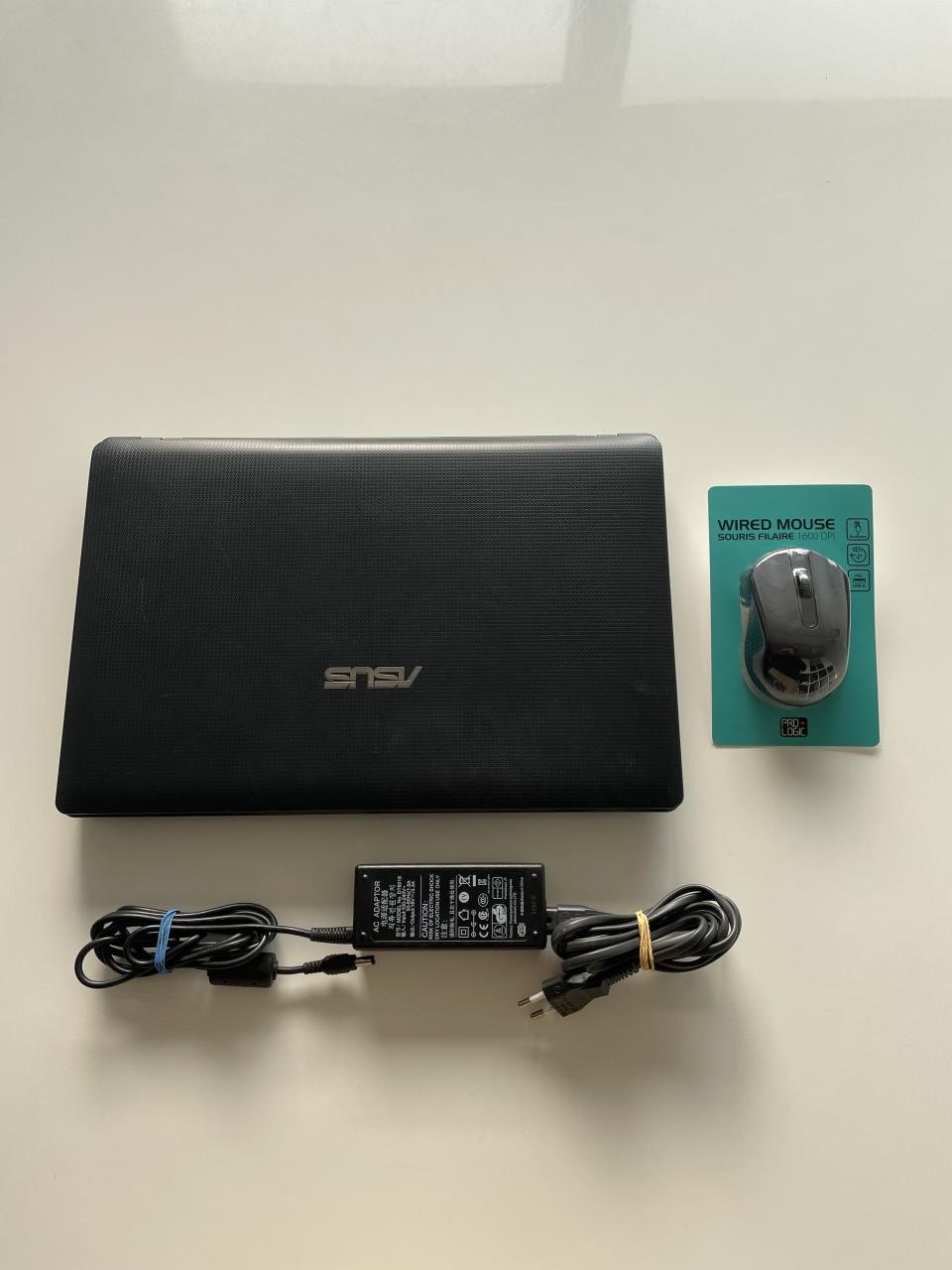 Asus 15.6 inch / met Windowd 11 ssd en office pakket