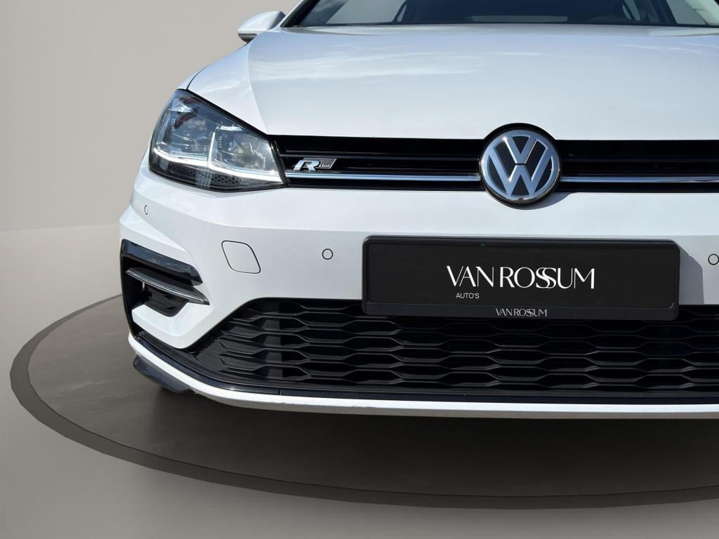 Volkswagen Golf 1.5 tsi highline business r pano | stoel/stuur verwarming |