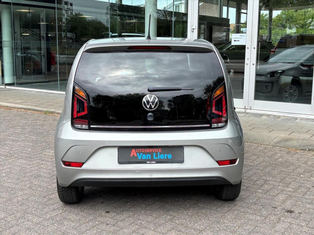 Volkswagen UP! 1.0 60pk up! beats| camera|stoelverwarming|climate|rijklaarp