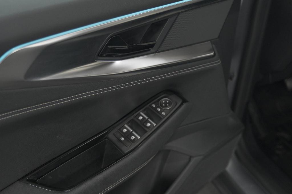 Renault Austral mild hybrid 160 x-tronic techno | 1800 kg trekgewicht | pan