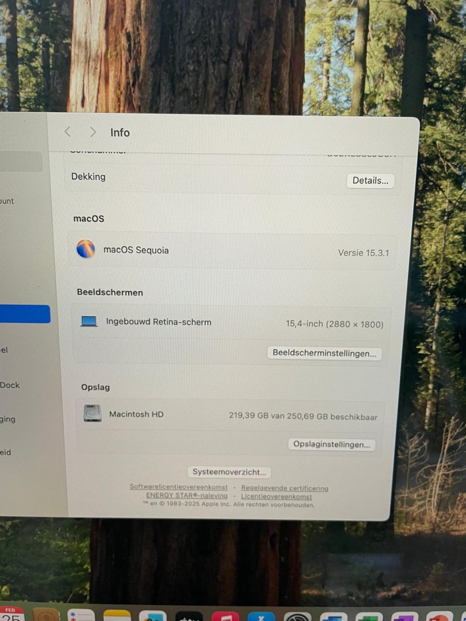 Macbook Pro 15 inch SSD i7 processor 16GB RAM Office Photoshop Sleeve