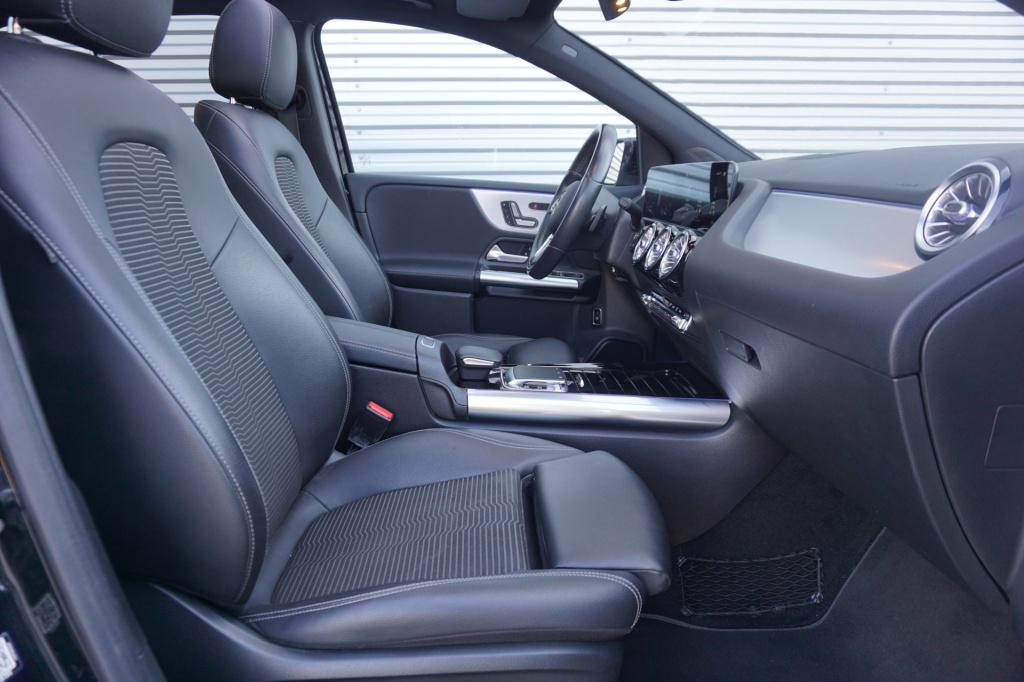 Mercedes-Benz B-Klasse 220 launch edition premium plus climate / navi / pan