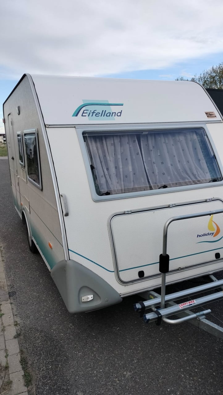 Eifelland Holiday 395 TK met stapelbed