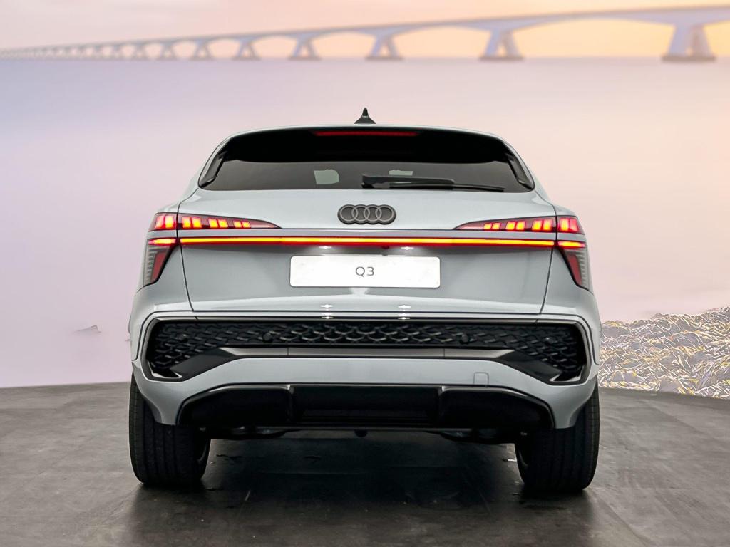 Audi Q3 sportback s edition e-hybrid 200 kw / 272 pk sportback 6 ver
