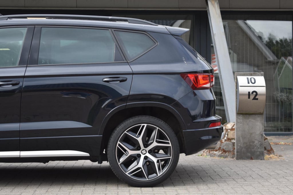 Seat Ateca 1.5 tsi fr | panoramadak | virtual cockpit | dealer onderhouden 