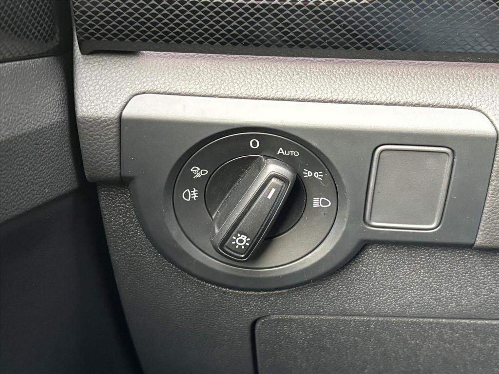 Volkswagen T-cross 1.0 tsi 116pk dsg-7 r-line| navi|led strip| app connect|