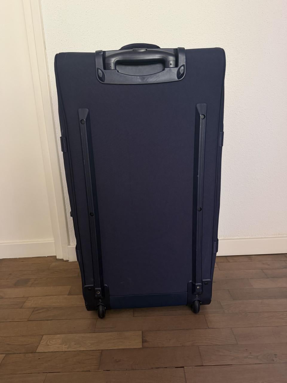 Eastpak TRANVERZ koffer maat L donkerblauw
