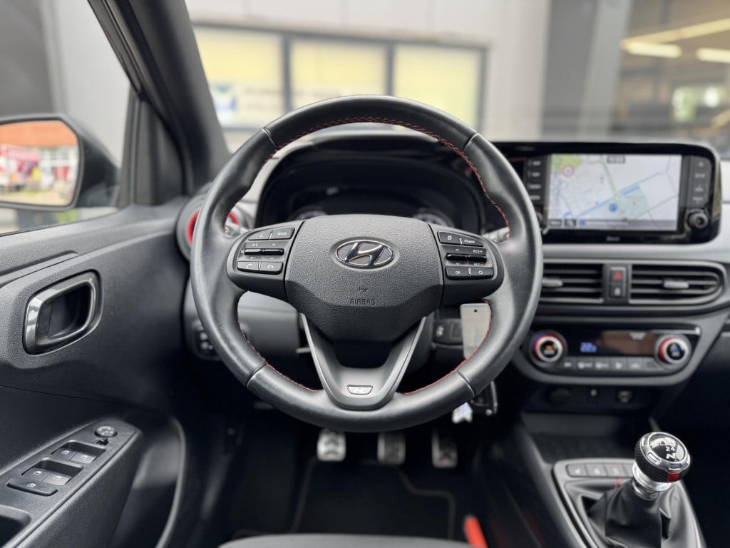 Hyundai I 10 1.0 t-gdi n line 5-zits | navigatie | camera | stuur- + stoelv