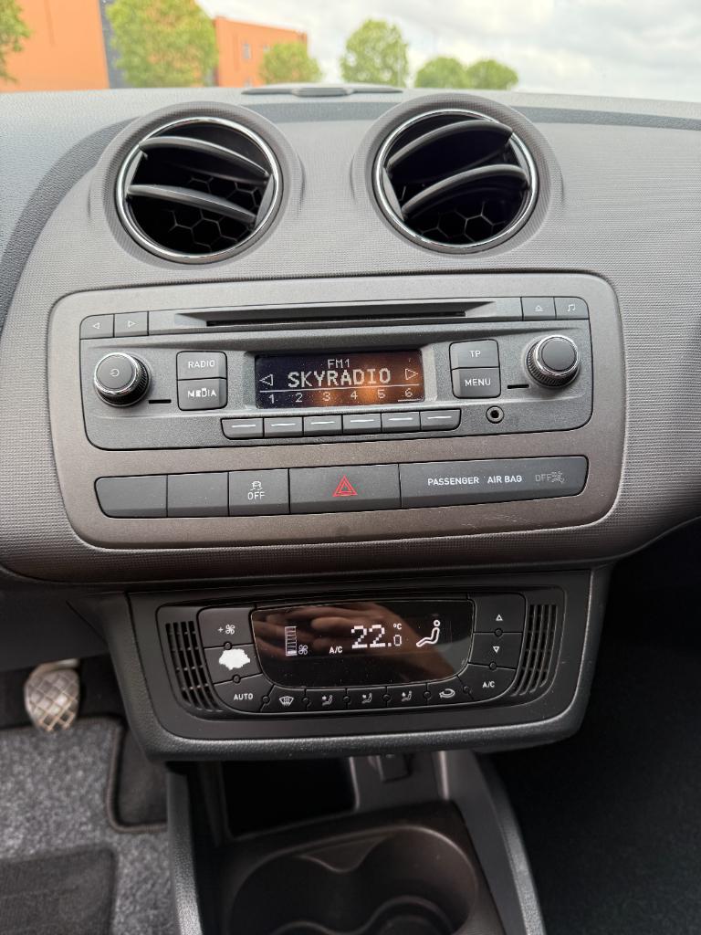 Seat Ibiza 1.2 style - climate control - airco - cruisecontro