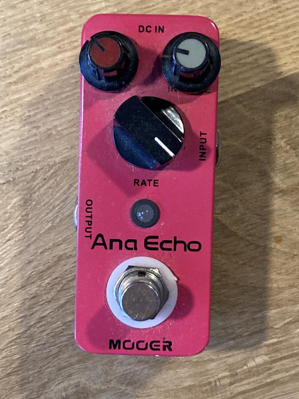 Analoog Echo pedaal