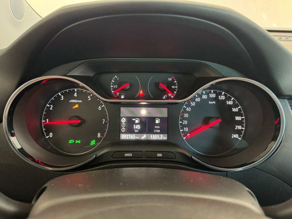 Opel Crossland X 1.2 turbo elegance