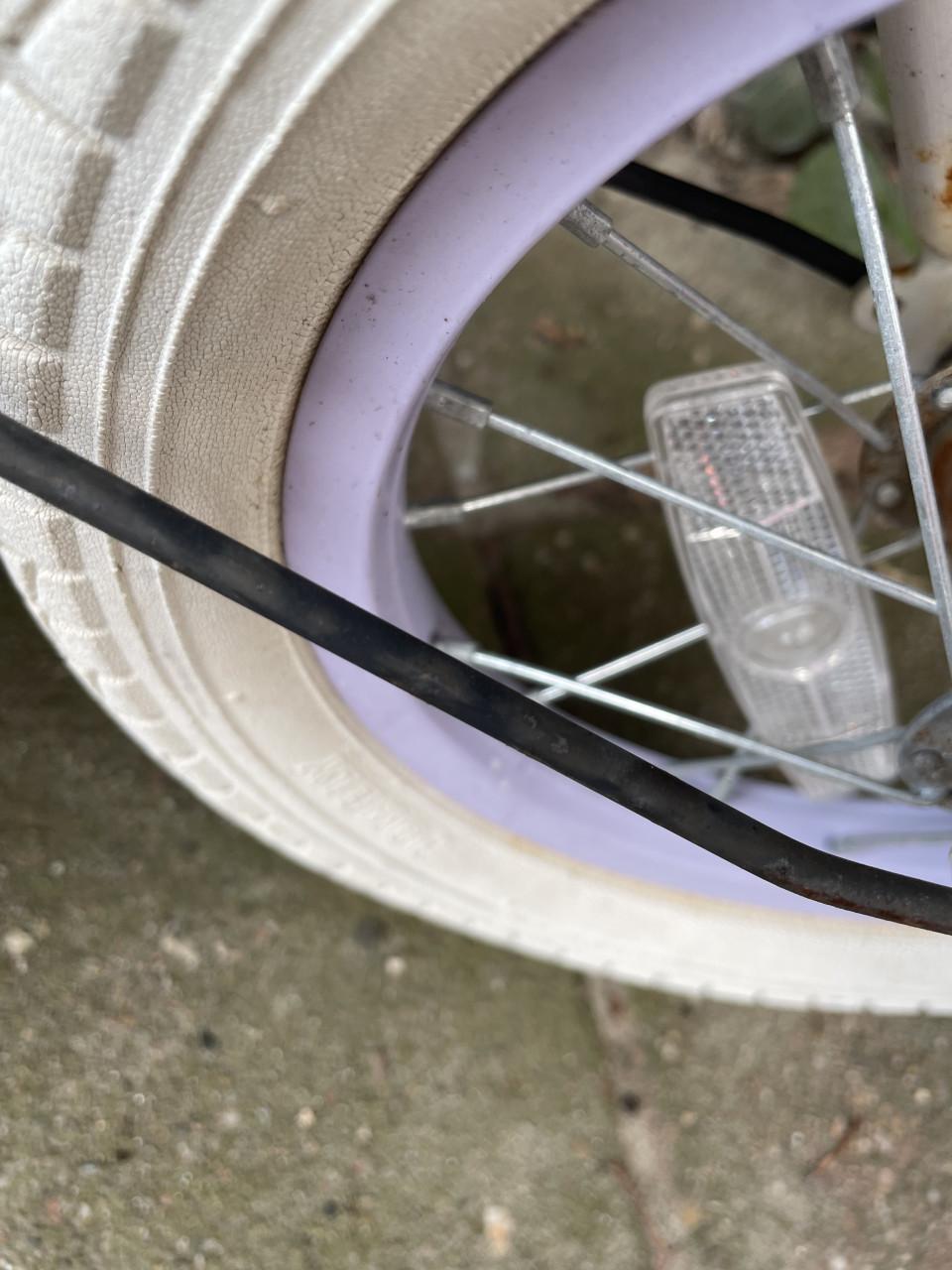 Degelijke SPIRIT Meisjesfiets, goede banden en reflectoren IZGS!!