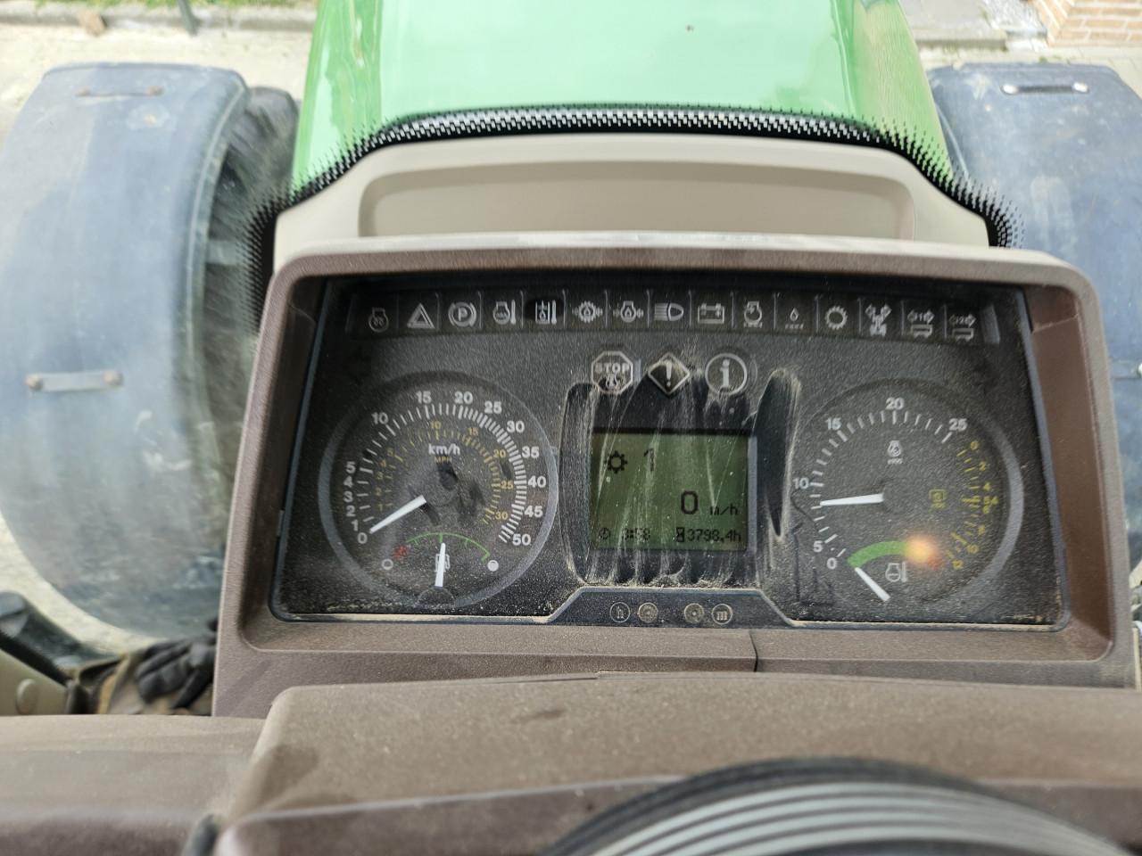 John deere 6320