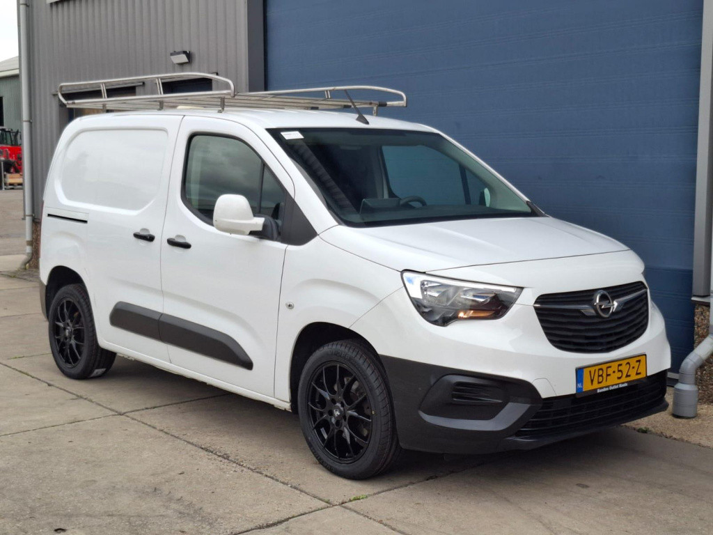 Opel Combo 1.6d l1h1 edition airco / cruise controle / navi / imperial / tr