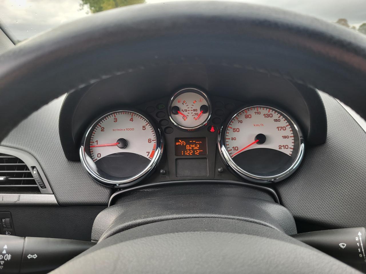 Peugeot 207 1.6 VTi Sportium Uitvoering