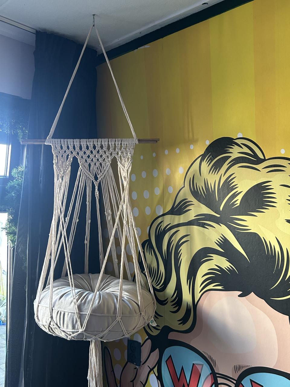 NIEUW! Kattenmand macramé met rond matraskussen 45cm