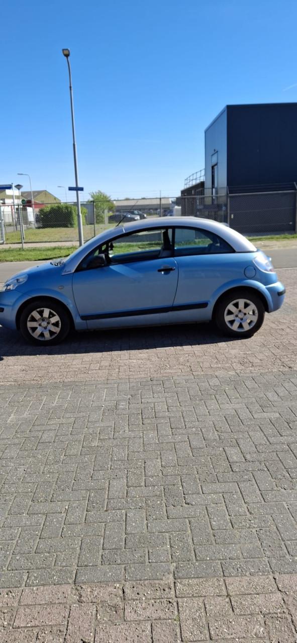 Citroen pluriel cabrio bj 2003  1400 euro