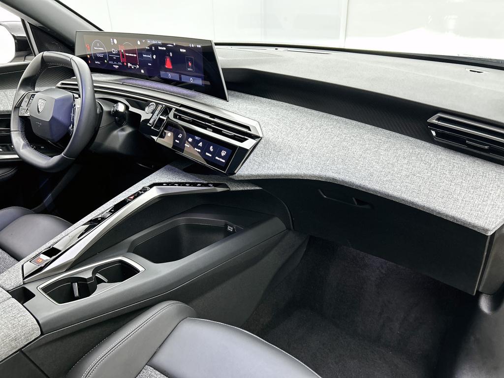 Peugeot 5008 hybrid 145 pk automaat allure | rijklaar | panoramisch navigat