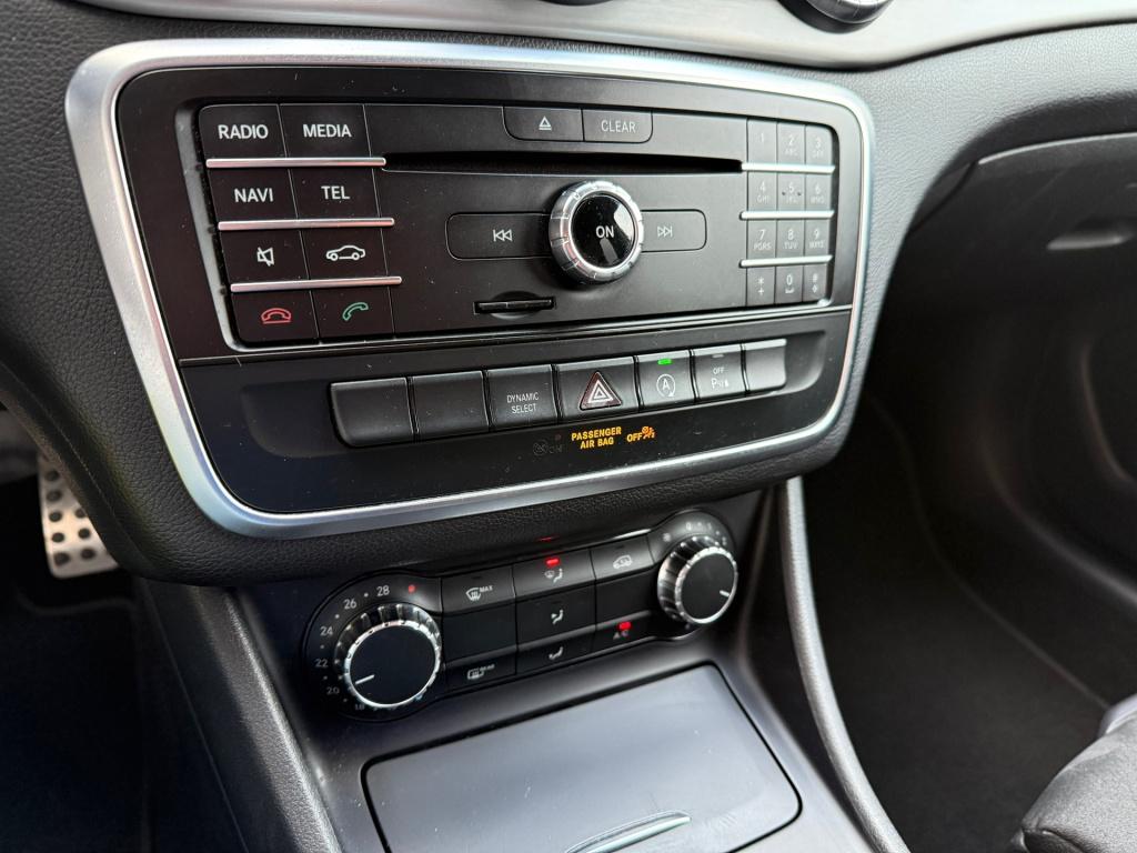 Mercedes-Benz Cla shooting brake 180 lease edition ambition amg