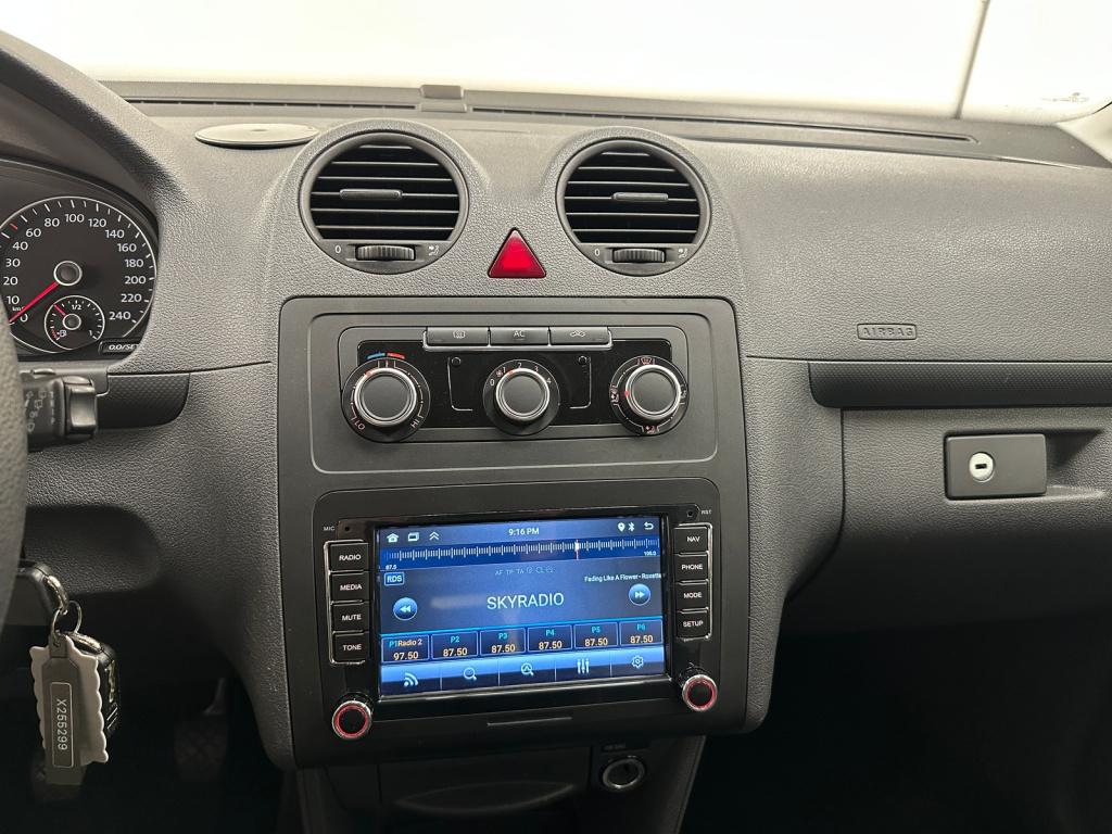 Volkswagen Caddy 1.2 tsi trendline | trekhaak | navigatie | 5 persoons |