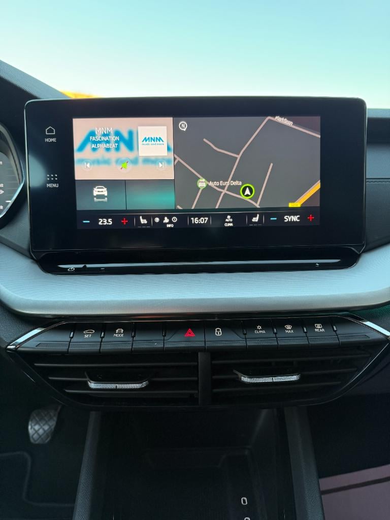 Skoda Octavia combi 1.5 tsi - first edition