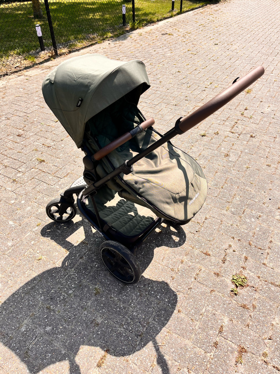 Easywalker Harvy Olijf Groen NIEUWSTAAT