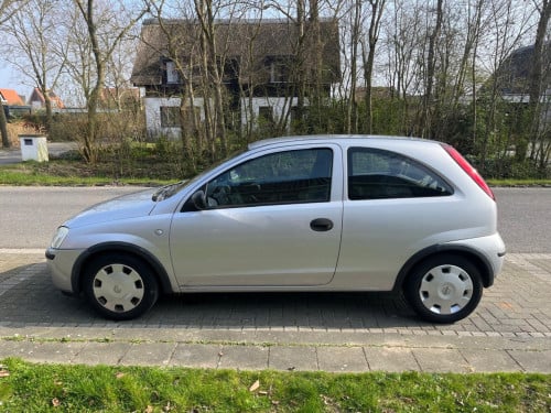 Opel Corsa 2003 zilver