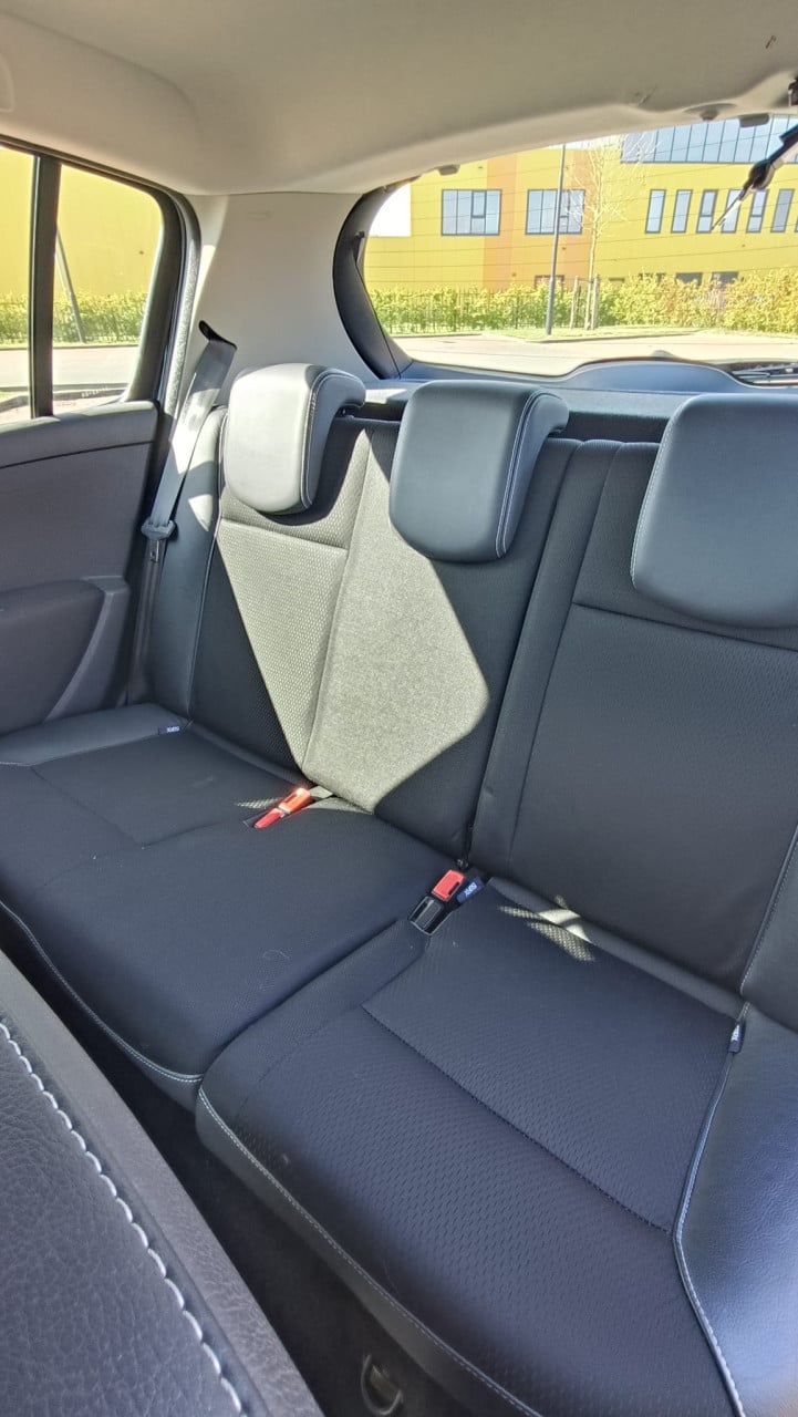 Renault Clio 1.6 16V 82KW 5-DRS 2007 Zwart