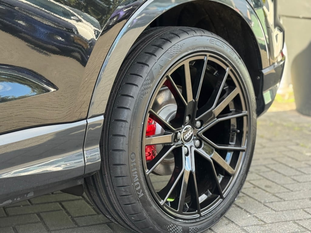 Audi Q3 35 tfsi * camera * matrix led * leer * keyless * trekhaak