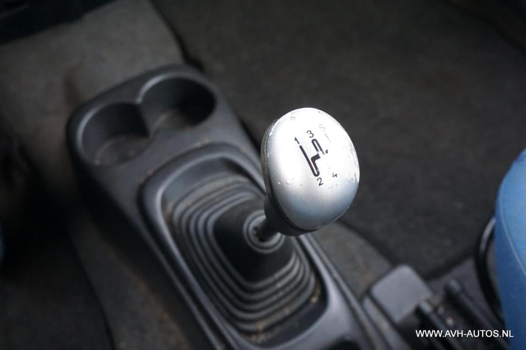 Opel Agila 1.2-16v color edition, nw-apk!!