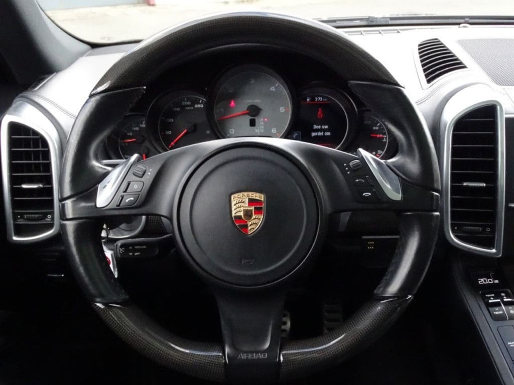 Porsche Cayenne 4.2 d s ceramic | pano | bose | luchtvering pasm