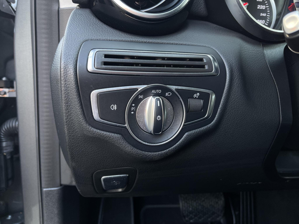 Mercedes-Benz C-Klasse estate 180 premium plus | panoramadak | leder | led 