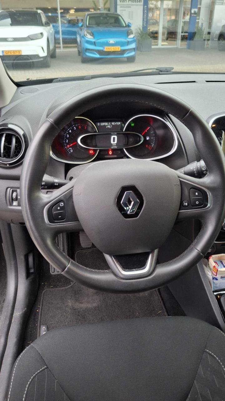Renault Clio 0.9 tce limited