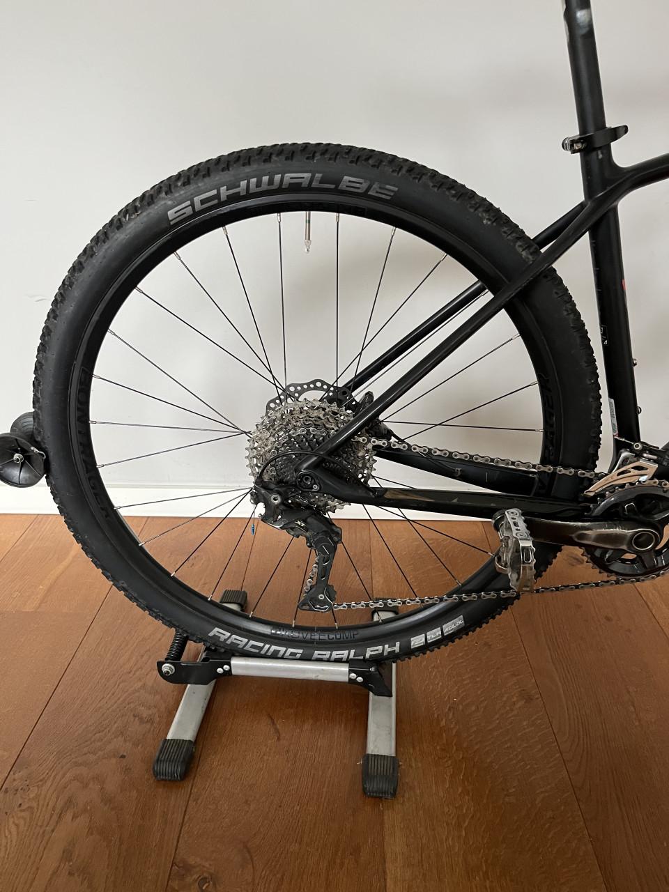 Mountainbike, CUBE REACTION C:62 Race. Carbon, Framemaat 19 inch