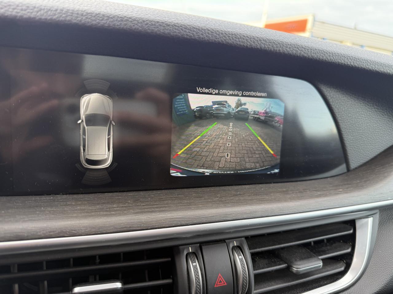 Alfa Romeo Stelvio - 2.0 T AWD Q4 280PK | Pano | Memory